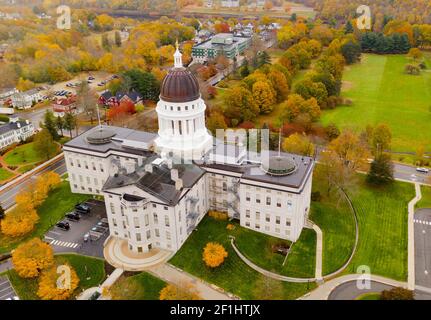 Capitol Building State House Augusta Maine Autumn Season Aerial Banque D'Images
