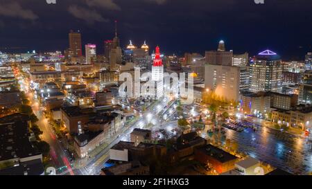 Avant Sunrise Night Time Buffalo New York Downtown City Skyline Banque D'Images