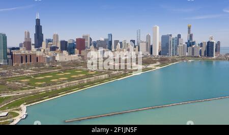 Belle vue aérienne de Clear Day Lake Shore Drive Chicago Illinois Horizon Banque D'Images