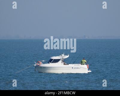 Sheerness, Kent, Royaume-Uni. 9 mars 2021. Météo au Royaume-Uni : une matinée ensoleillée à Sheerness, dans le Kent. Crédit : James Bell/Alay Live News Banque D'Images