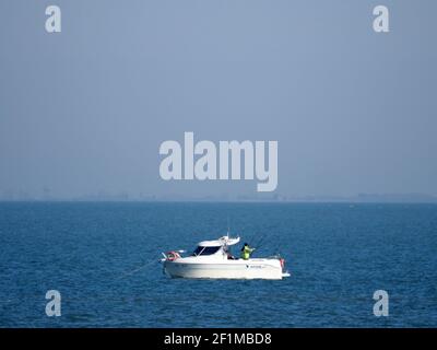 Sheerness, Kent, Royaume-Uni. 9 mars 2021. Météo au Royaume-Uni : une matinée ensoleillée à Sheerness, dans le Kent. Crédit : James Bell/Alay Live News Banque D'Images