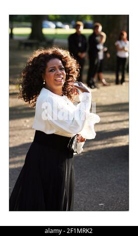 Dîner du 90e anniversaire de Nelson Mandela à Hyde Park... Oprah Winfreyphotographie de David Sandison The Independent Banque D'Images