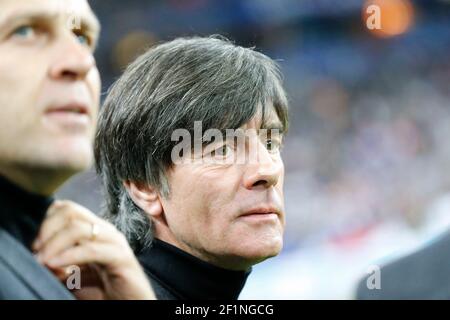 Joachim Loew (GER) et Oliver Bierhoff, directeur de l'équipe nationale allemande, lors du match international de football 2015 entre la France et l'Allemagne le 13 novembre 2015 au Stade de France de Saint Denis, France. Photo Stephane Allaman / DPPI Banque D'Images