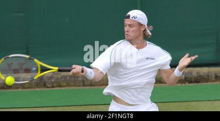 WIMBLEDON 2007 7e JOUR 2/7/07. L.HEWITT PENDANT SON MATCH AVEC LA PHOTO DE G.CANAS DAVID ASHDOWN Banque D'Images