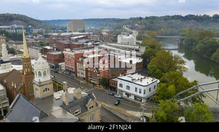 Vue aérienne isolée sur le centre-ville de Frankfort, capitale de l'État Kentucky Banque D'Images