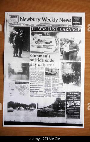 Le massacre de Hungerford... les pages de couverture et d'intérieur des journaux 20/août/1987 copie pic David Sandison Banque D'Images