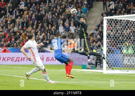 Moussa Sissoko (Newcastle United) (FRA), Yuri Lodygin (Zenit Saint Petersburg) (RUS) lors du match international de football 2016 (football) entre la France et la Russie le 29 mars 2016 au Stade de France à Saint Denis, France - photo Stephane Allaman / DPPI Banque D'Images