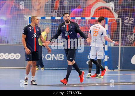 Nikola Karabatic (PSG Hanball), Daniel Narcisse (PSG Hanball) lors du championnat de France D1 Handball match entre Paris Saint Germain Handball (PSG) et Montpellier Handball, le 12 mai 2016 au stade Pierre de Coubertin à Paris, France - photo Stephane Allaman / DPPI Banque D'Images