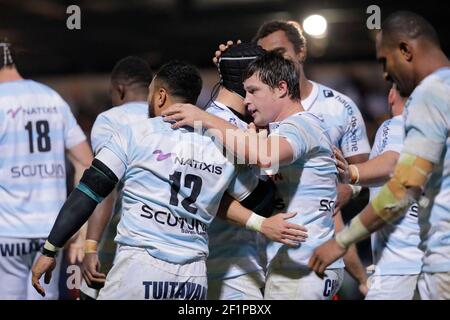 Henry CHAVANCY (Racing Metro 92) a marqué un match et l'a célébré avec Johannes GOOSEN (Racing Metro 92), Anthony Tuitavake (Racing Metro 92), Leone Nakarawa (Racing Metro 92) lors du championnat français Top 14 Rugby Union match entre Racing 92 et Montpellier HR le 5 novembre, 2016 au stade Yves du Manoir à Colombes, France - photo Stephane Allaman / DPPI Banque D'Images