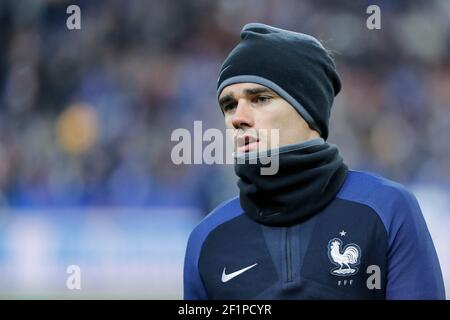 Antoine Griezmann (FRA) à l'échauffement lors de la coupe du monde de la FIFA 2018 qualifiant le groupe A match de football entre la France et la Suède le 11 novembre 2016 au Stade de France à Saint Denis, France - photo Stephane Allaman / DPPI Banque D'Images