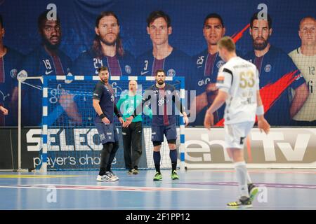 Nikola Karabatic (PSG Hanball), Luka Karabatic (PSG handball), Thierry Omeyer (PSG Hanball) pendant la Ligue des champions de l'EHF, Groupe A, Handball match Paris Saint-Germain Handball contre THW Kiel, le 12 mars 2017, au stade Pierre de Coubertin à Paris, France - photo Stéphane Allaman / DPPI Banque D'Images