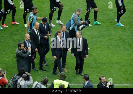 Emmanuel Macron, président de la République française et Noel le Graet, président de la fédération française de football, Jean-Pierre Papin, Nasser Al-Khelaifi (psg) et Said Chabane, président de la SCO Angers lors de la 100e coupe française, finale du match de football entre SCO Angers et Paris Saint-Germain le 27 mai, 2017 au Stade de France à Saint-Denis, France - photo Stephane Allaman / DPPI Banque D'Images