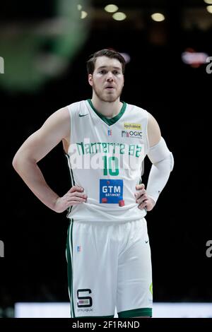 Hugo Invernizzi (Nanterre 92) à portée libre pendant le championnat de France Pro A (Jeep Elite) match de basket-ball entre Nanterre 92 v Asvel le 11 mars 2018 au stade U Arena de Nanterre, France - photo Stephane Allaman / DPPI Banque D'Images