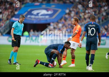 Paul Pogba (FRA) sur le sol, Memphis Depay (NDL), Kylian Mbappe (FRA) pendant la Ligue des Nations de l'UEFA, Ligue A, Groupe 1 de football match entre la France et les pays-Bas le 9 septembre 2018 au Stade de France à Saint-Denis près de Paris, France - photo Stephane Allaman / DPPI Banque D'Images