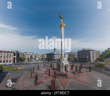 Vue aérienne du Monument de l'indépendance et de la place de l'indépendance - Kiev, Ukraine Banque D'Images