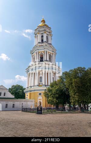 Grande tour de la cloche de Lavra au complexe du monastère de Pechersk Lavra - Kiev, Ukraine Banque D'Images