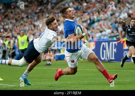 Thomas Ramos (FRA) gonna a marqué l'essai, Matteo Minozzi (ITA) pendant le match d'essai France contre Italie échauffement coupe du monde au Stade de France près de Paris, France le 30 août 2019. Photo Stephane Allaman / DPPI Banque D'Images