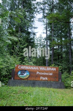 Panneau d'entrée au parc provincial Carmanah Walbran, Colombie-Britannique, Canada Banque D'Images