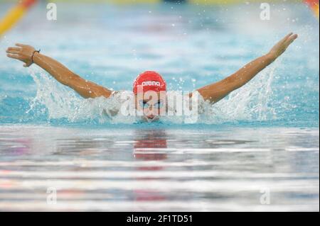 NATATION - RÉUNION INTERNATIONALE 2012 - NANCY (FRA) - 20/01/2012 - PHOTO : STEPHANE KEMPINAIRE / KMSP / DPPI - 100 M FEMMES PAPILLONS - CHALEUR - MELANIE HENIQUE (FRA) Banque D'Images