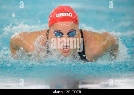 NATATION - RÉUNION INTERNATIONALE 2012 - NANCY (FRA) - 20/01/2012 - PHOTO : STEPHANE KEMPINAIRE / KMSP / DPPI - 100 M FEMMES PAPILLONS - CHALEUR - MELANIE HENIQUE (FRA) Banque D'Images