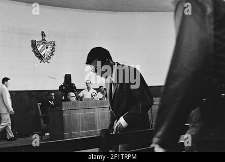 Procès pour trahison de Marcos Rodriguez, Cuba, 1963. De la collection de photographies Deena Stryker. () Banque D'Images