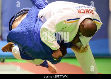 JUDO - TEDDY RINER CABINET - INSEP - 19/04/2012 - PHOTO : PHILIPPE MILLEREAU / KMSP / DPPI Banque D'Images