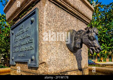 Une gouttière de 1907, présentée par la National Humane Alliance, est photographiée, le 6 mars 2021, dans Mobile, Alabama. Banque D'Images