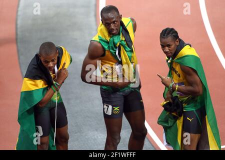 JEUX OLYMPIQUES DE LONDRES 2012 - STADE OLYMPIQUE , LONDRES (ENG) - 09/08/2012 - PHOTO : EDDY LEMAISTRE / KMSP / DPPIATHLETICS - HOMMES 200 M - USAIN BOLT (JAM) , WARREN WEIR (JAM) ET YOHAN BLAKE (JAM) Banque D'Images