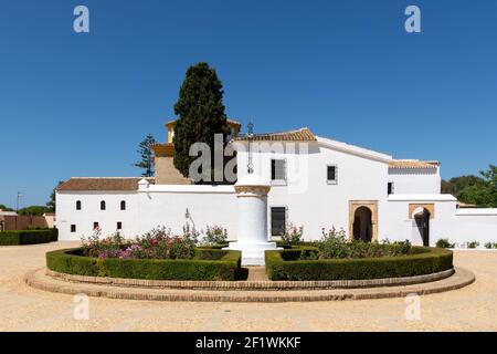 Une vue magnifique sur le monastère de Santa Maria à la Rabida. Christophe Colomb a séjourné ici avant de partir pour la découverte de l'Amérique en 1492 Banque D'Images