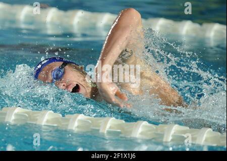 NATATION - CHAMPIONNATS DE FRANCE 2013 - RENNES (FRA) - JOUR 2 - 10/04/2013 - PHOTO STEPHANE KEMPINAIRE / KMSP / DPPI - HOMMES 1500 M - FREESTYLE - DAMIEN JOLY (FRA) Banque D'Images