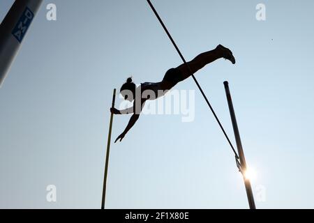 Athlétisme - Championnat de France élite 2013 - Stade Charlety / Paris (FRA) - jour 2 - 13/07/2013 - photo Philippe Millereau / KMSP / DPPI - femmes - Pole Vault - Illustration Banque D'Images