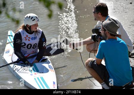 Canoë kayak - Championnat d'Europe Slalom Junior et moins de 23 ans - Bourg-Saint-Maurice , FRANCE - jour 2 - 01/08/2013 - photo JULIEN CROSNIER / KMSP / DPPI - Juniors - Conoe Dame - Laura Ligeon (FRA) Banque D'Images