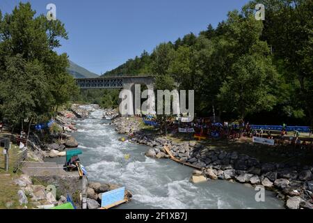 Canoë-kayak - Championnat d'Europe Slalom Junior et moins de 23 ans - Bourg-Saint-Maurice , FRANCE - jour 3 - 2/08/2013 - photo JULIEN CROSNIER / KMSP / DPPI - moins de 23 ans - Illustration Banque D'Images