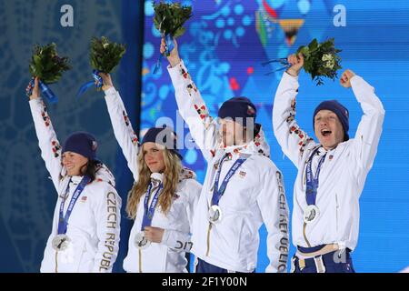 Biathlon Relais mixte Podium, Team République Tchèque (Veronika Vitkova, Gabriela Soulakova, Jaroslav Soukup, Ondrej Moravec), est la médaille d'argent, À la place médailles pendant les XXII Jeux Olympiques d'hiver Sotchi 2014, jour 13, le 20 février 2014 à Sotchi, Russie. Photo Pool KMSP / DPPI Banque D'Images