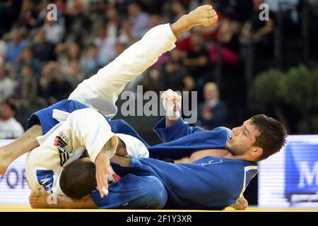 Alexandre Iddir (-90kg) de France rivalise contre Walter Facente d'Italie lors de la première partie des Championnats d'Europe, le 26 avril 2014, au Park&Suites Arena de Montpellier, France. Photo Philippe Millereau / KMSP / DPPI Banque D'Images