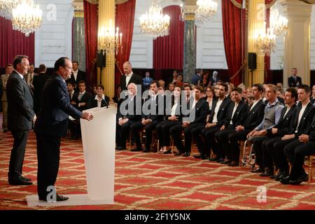 Sotchi 2014, les médaillés olympiques et paralympiques sont reçus à l'Elysée par le président de la République française François Hollande, pour recevoir la légion d'honneur, à Paris, le 15 juin 2014 - photo Philippe Millereau / KMSP / DPPI Banque D'Images