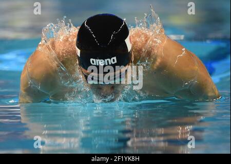 Daiya Sito (JPN) participe sur le Medley masculin de 200 m pendant le court course 2014 des Championnats du monde, à Doha au Qatar, jour 3, le 5 décembre 2014. Photo Stephane Kempinaire / KMSP / DPPI Banque D'Images