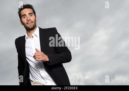Martin Fourcade de France pose à domicile, à Lans en Vercors, France, le 1er juin 2015. Photo Philippe Millereau / KMSP / DPPI Banque D'Images