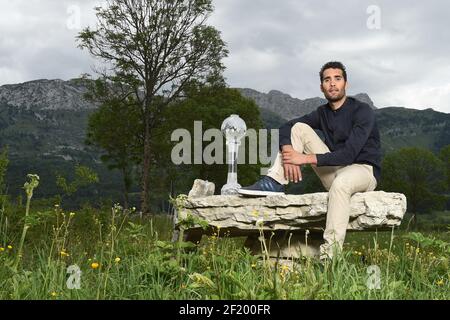 Martin Fourcade de France pose à domicile, à Lans en Vercors, France, le 1er juin 2015. Photo Philippe Millereau / KMSP / DPPI Banque D'Images