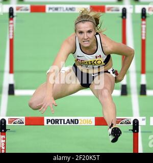 Brianne Theisen Eaton, du Canada, participe au Pentathlon (60m haies) lors des Championnats du monde en salle de l'IAAF au Centre des congrès de l'Oregon, à Portland, aux États-Unis, le 18 mars 2016 - photo Philippe Millereau / KMSP / DPPI Banque D'Images