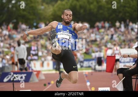 Benjamin Compaore (FRA) participe à la finale de saut long masculin lors de l'élite des Championnats de France d'athlétisme, à Angers, France, les 24 et 26 juin 2016 - photo Stephane Kempinaire / KMSP / DPPI Banque D'Images