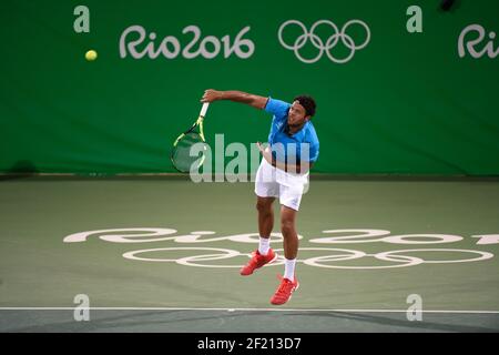 JO Wilfried Tsonga en action pendant son match de tennis en double avec son coéquipier Gael Monfils lors des Jeux Olympiques RIO 2016, tennis, le 7 août 2016, à Rio, Brésil - photo Jean-Marie Hervio / KMSP / DPPI Banque D'Images