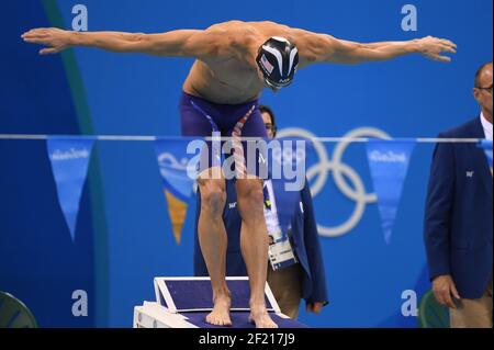 Michael Phelps (Etats-Unis) est en compétition et remporte la médaille d'or sur la finale individuelle Medley de 200 m masculin lors des Jeux Olympiques RIO 2016, natation, le 11 août 2016, à Rio, Brésil - photo Stephane Kempinaire / KMSP / DPPI Banque D'Images