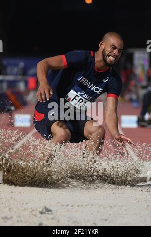 Benjamin Compaore (FRA) participe au Tripkle Jump masculin lors de la rencontre Athletics DecaNation 2016 du 13 septembre 2016 au stade Delort à Marseille, France - photo Stephane Kempinaire / KMSP / DPPI Banque D'Images