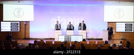 Denis Masseglia, Isabelle Lamour, David Douillet lors de l'introduction des candidats à la présidence du CNO France (Comité National Olympique), à Paris, le 25 avril 2017, France - photo Philippe Millereau / KMSP / DPPI Banque D'Images