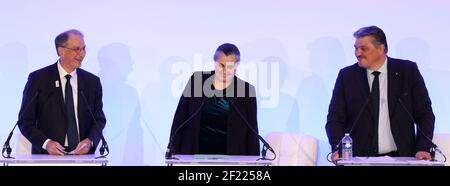 Denis Masseglia, Isabelle Lamour, David Douillet lors de l'introduction des candidats à la présidence du CNO France (Comité National Olympique), à Paris, le 25 avril 2017, France - photo Philippe Millereau / KMSP / DPPI Banque D'Images