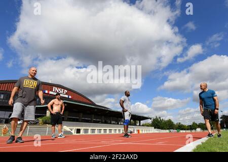 Entraîneur physique de Teddy Riner Yann Morisseau, Cyrille Maret, Teddy Riner et Judo entraîneur de Teddy Riner Franck Chambilly lors d'une séance de pratique physique le 28 juin 2017 à l'INSEP à Paris, France - photo Philippe Millereau / KMSP / DPPI Banque D'Images