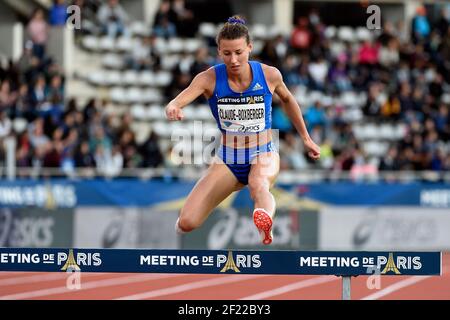 Ophelie Claude Boxberger (FRA) se produit en 3000m SC femmes lors de la rencontre de Paris 2017, au stade Charlety, à Paris, France, le 1er juillet, 2017 - photo Jean-Marie Hervio / KMSP / DPPI Banque D'Images