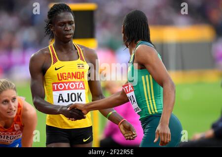 Docus Ajok (UGA) et Caster Semenya (RSA) se disputent 800 mètres de femmes lors des Championnats du monde d'athlétisme 2017, au stade olympique, à Londres, Royaume-Uni, jour 8, Le 11 août 2017 - photo Julien Crosnier / KMSP / DPPI Banque D'Images