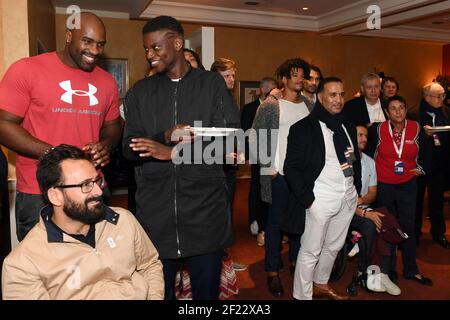 Michael Jeremiasz, Teddy Riner, Yoann Miangue, Arnaud Assoumani, Ghani Yalouz à l'arrivée des athlètes français de Paris 2024 candidature à l'Hôtel Suisse, Lima, 11 septembre 2017, photo Philippe Millereau / KMSP / PARIS 2024 / DPPI Banque D'Images